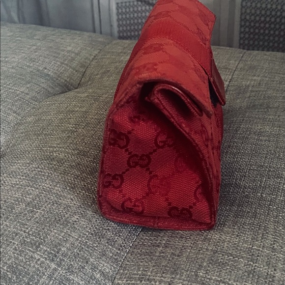 GUCCI CLUTCH Small - Picture 3 of 11